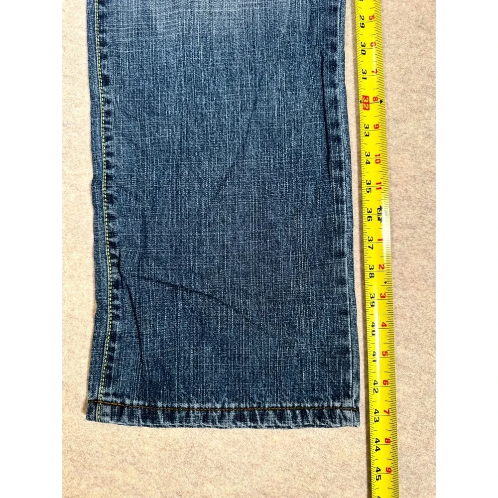 Levis 501 Straight Jeans Mens 36x32 Blue Denim Medium Wash‎ Mid Rise Button Fly